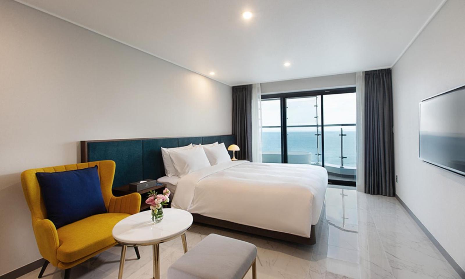 Busan Yeongmu Parade Hotel Haeundae Beach Esterno foto